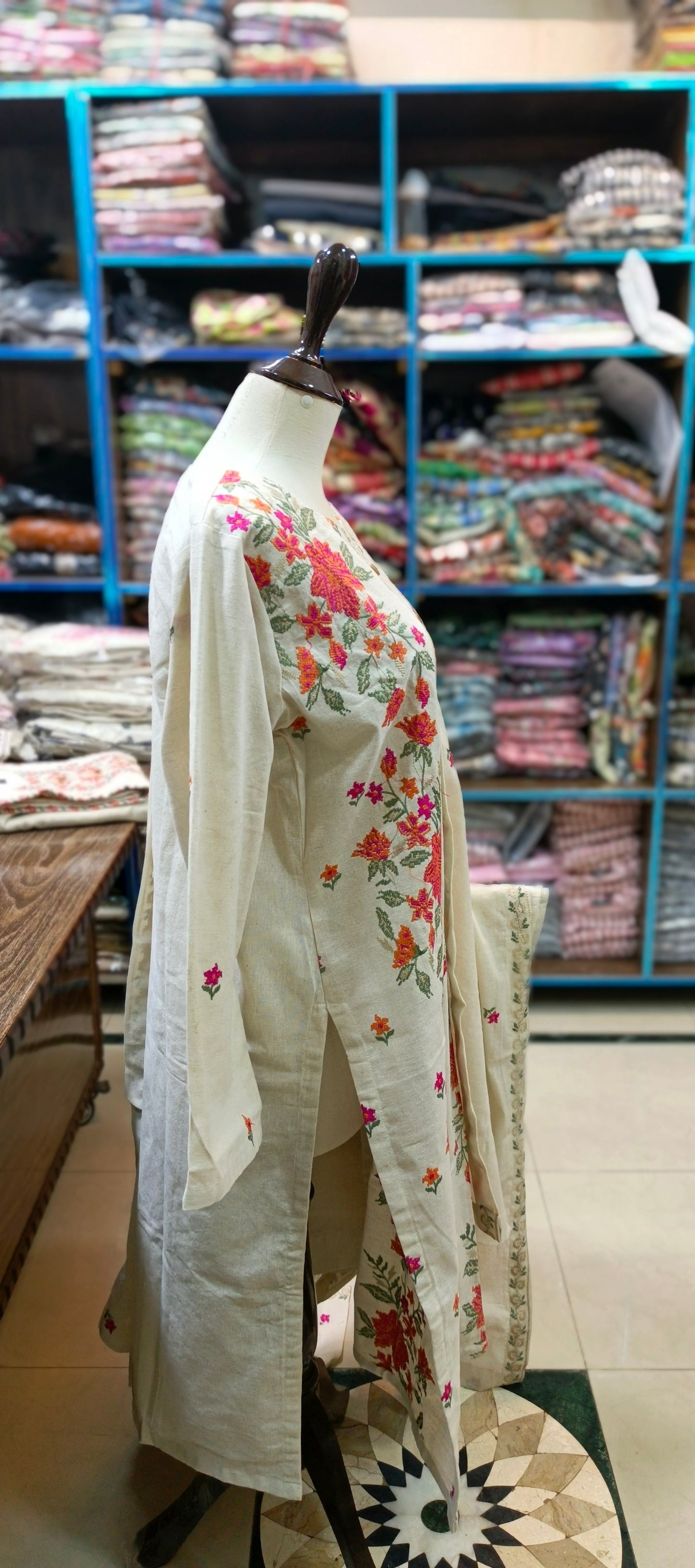 Karandi khaddar embroidered stiched 3 pc