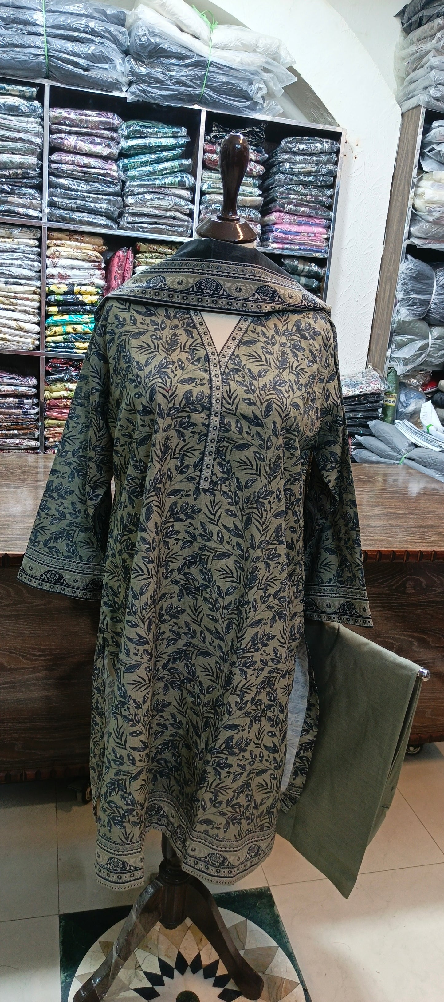 Bin saeed khaddar shalwar kameez 3 pc