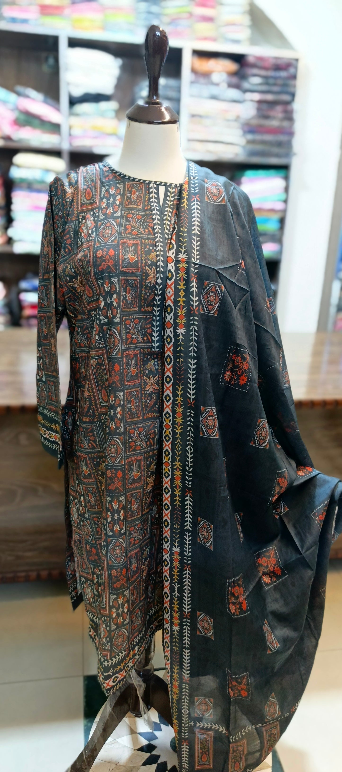 Co ord set 3 pc pure lawn
