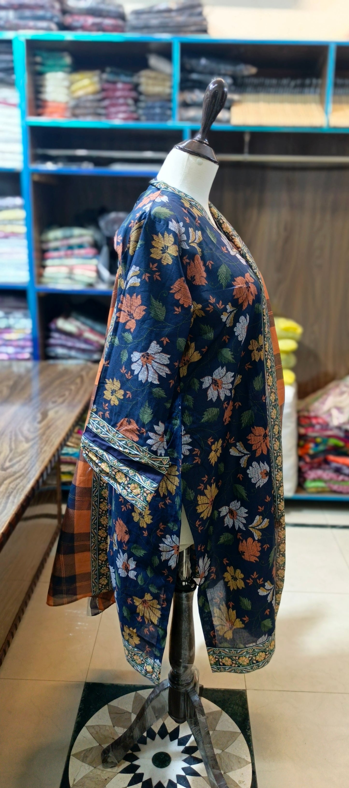 Safina premium lawn farshi shalwar 3 pc