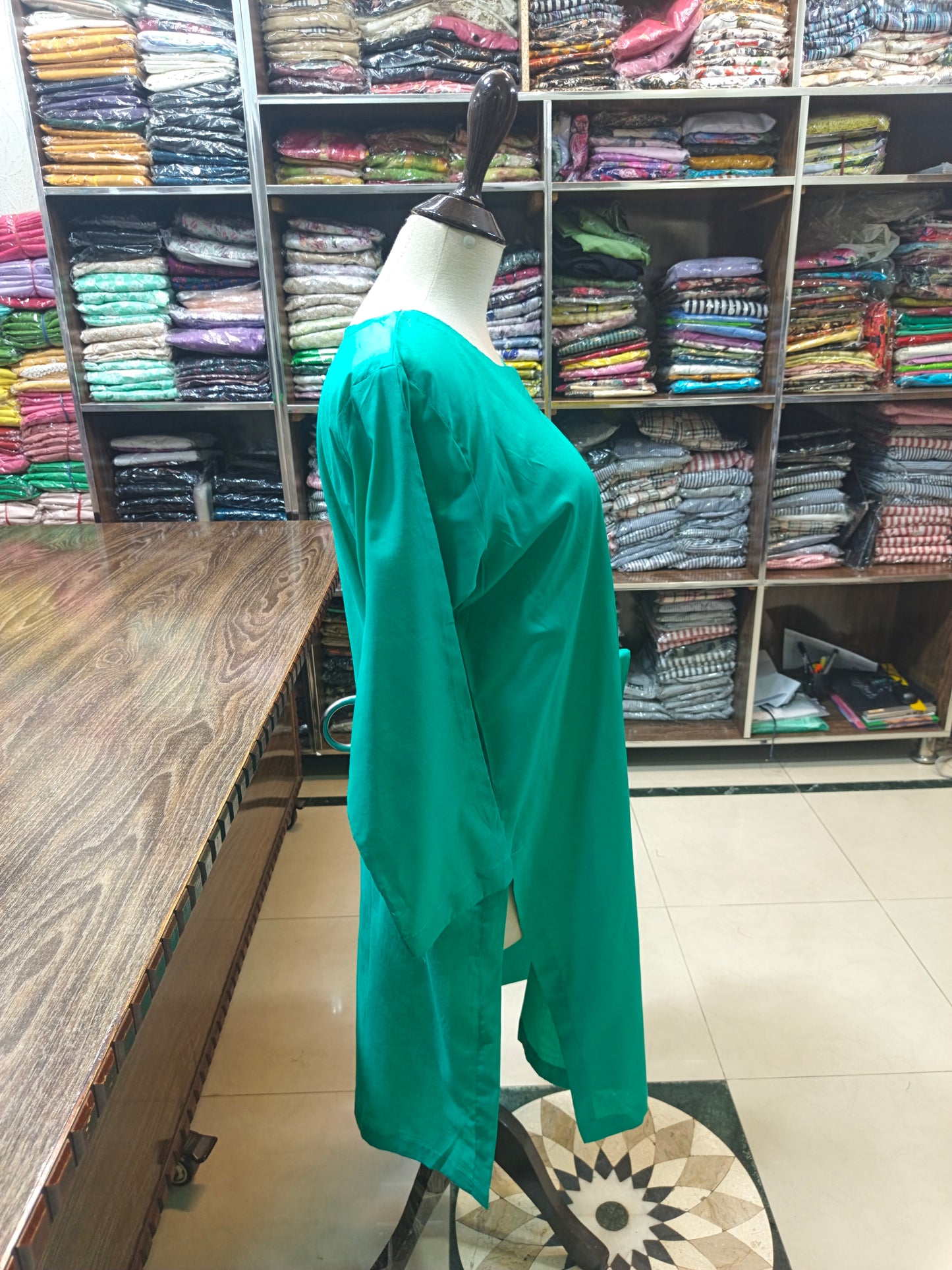 Solid pure lawn stiched shalwar kameez 2 pc cgrn