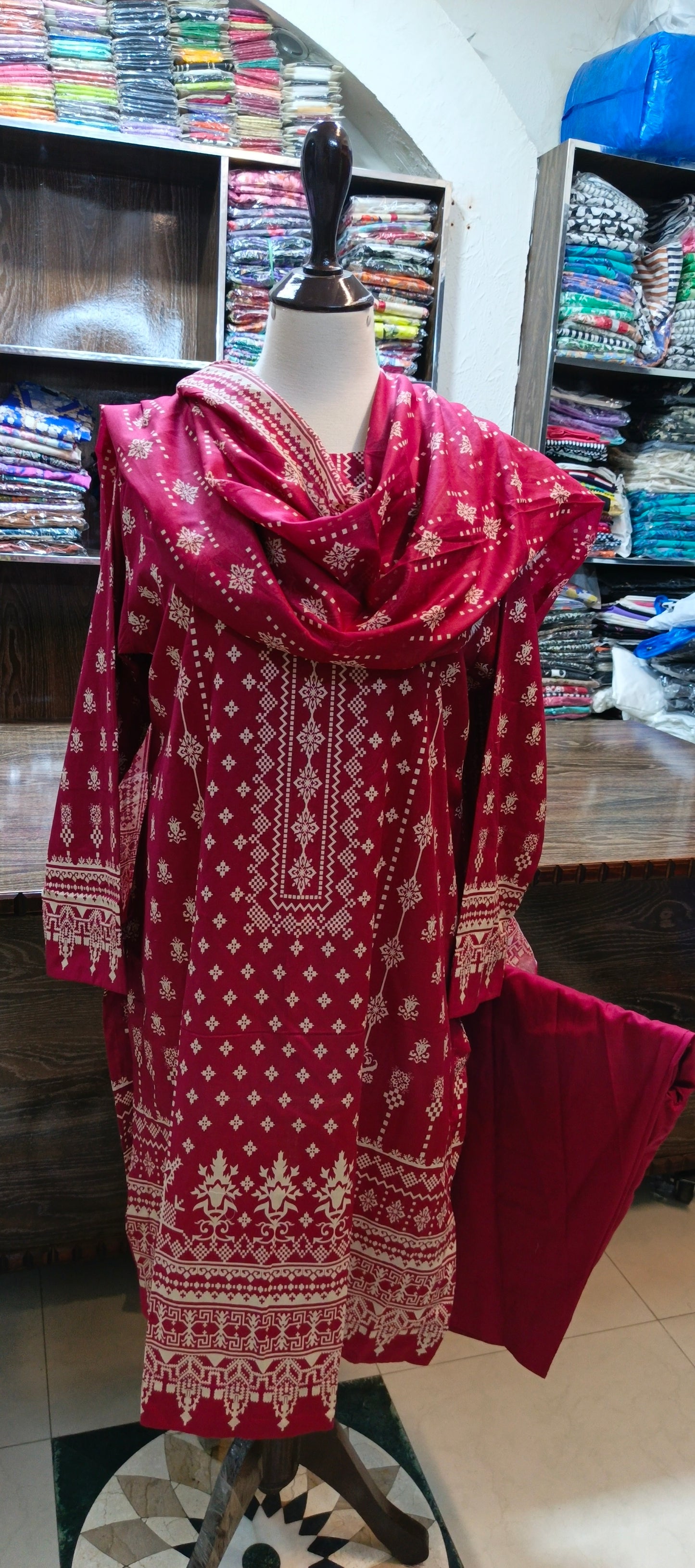 Safina premium lawn farshi shalwar 3 pc