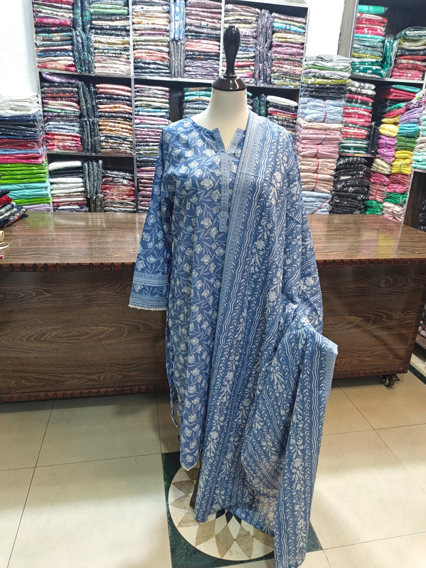 Binsaeed premium lawn stiched shirt trouser  3pc ice5