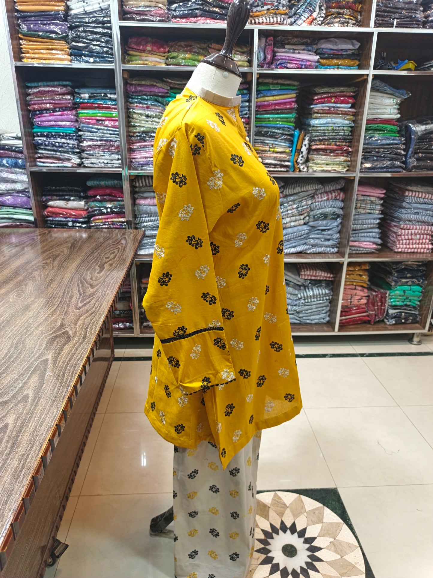 Breeze embroidered stiched lawn short shirt trouser 2 pc yelo