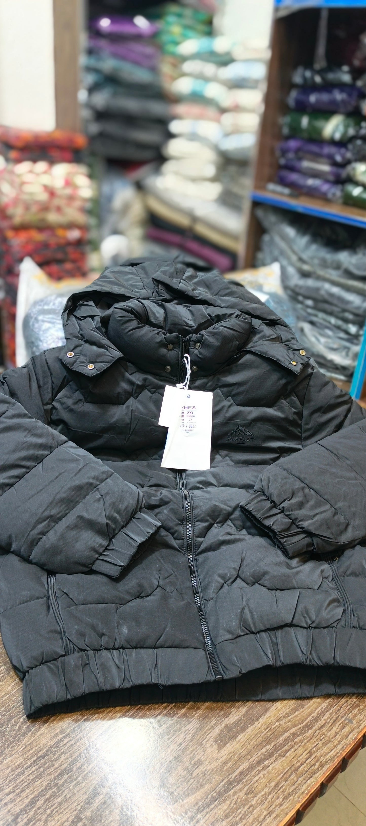 Puffer hooded jacket