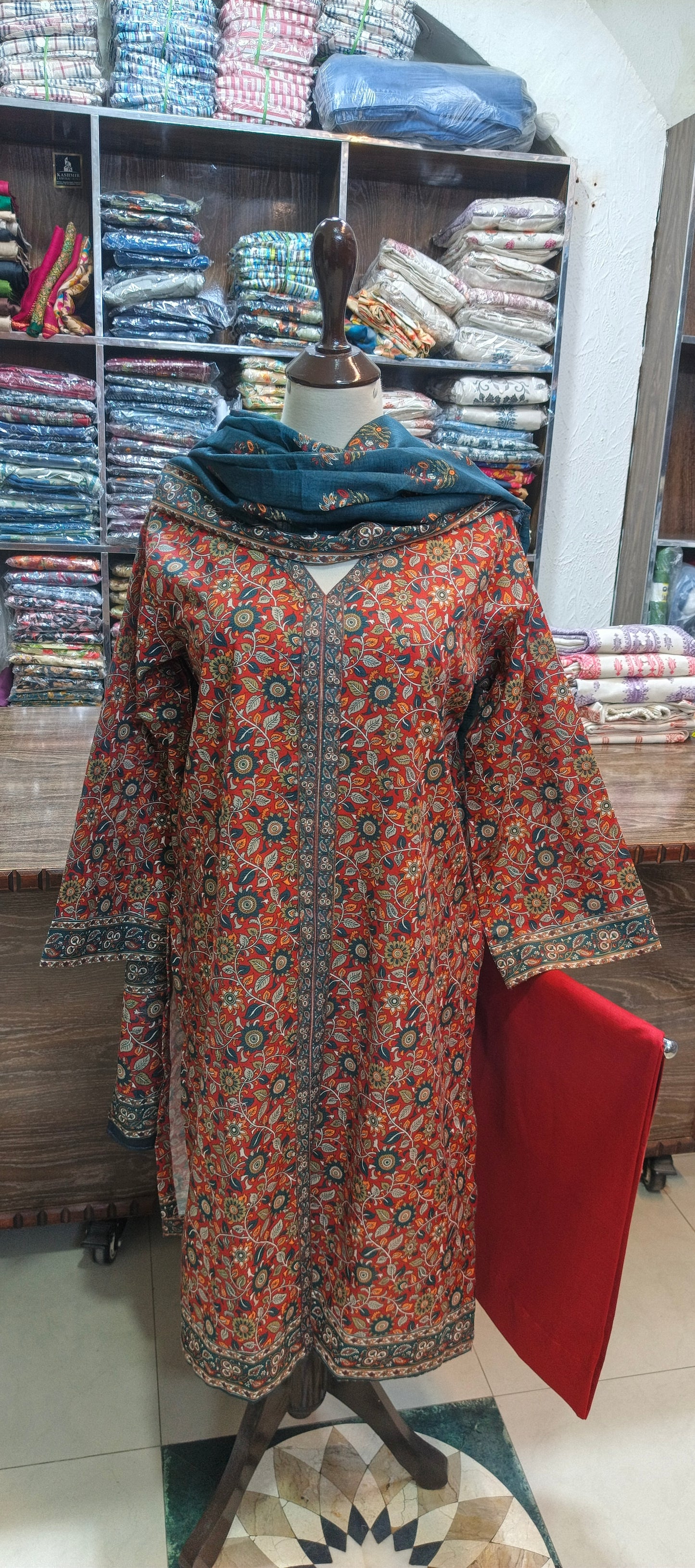 Bin saeed khaddar stiched co ord set 3 pc