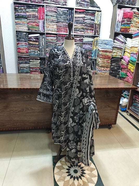 Regalia lawn stiched shalwar kameez 3 pc blkwt2
