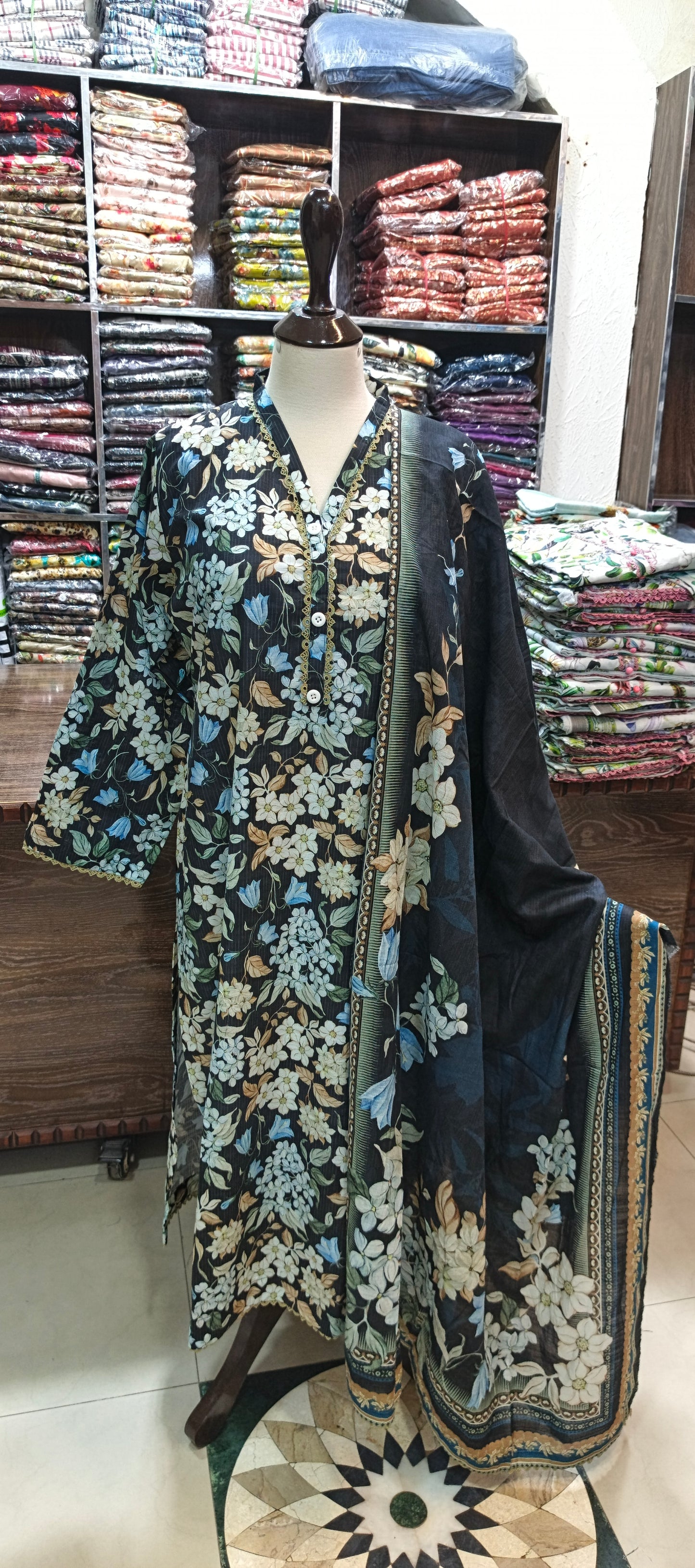 Bin saeed khaddar stiched shirt trouser 3 pc