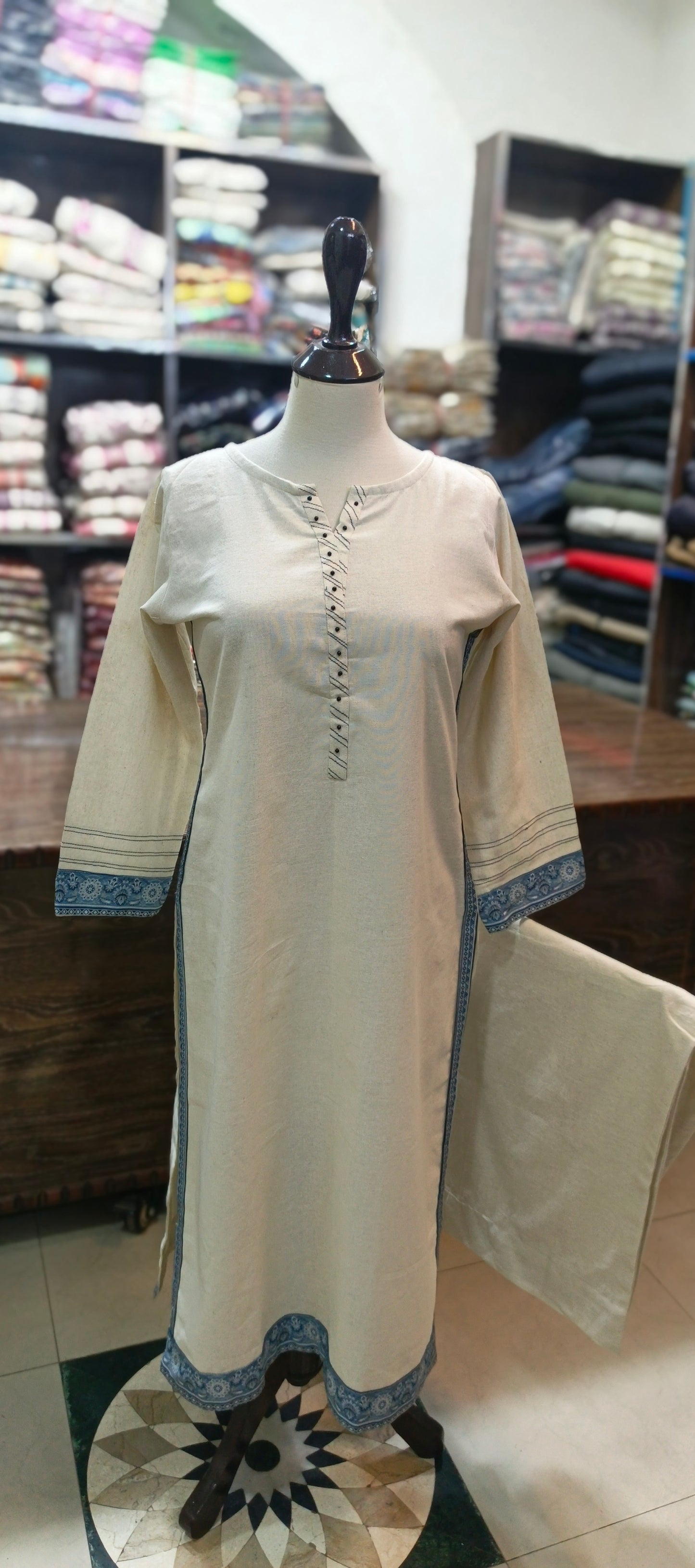 Karandi khaddar stiched 2 pc lb