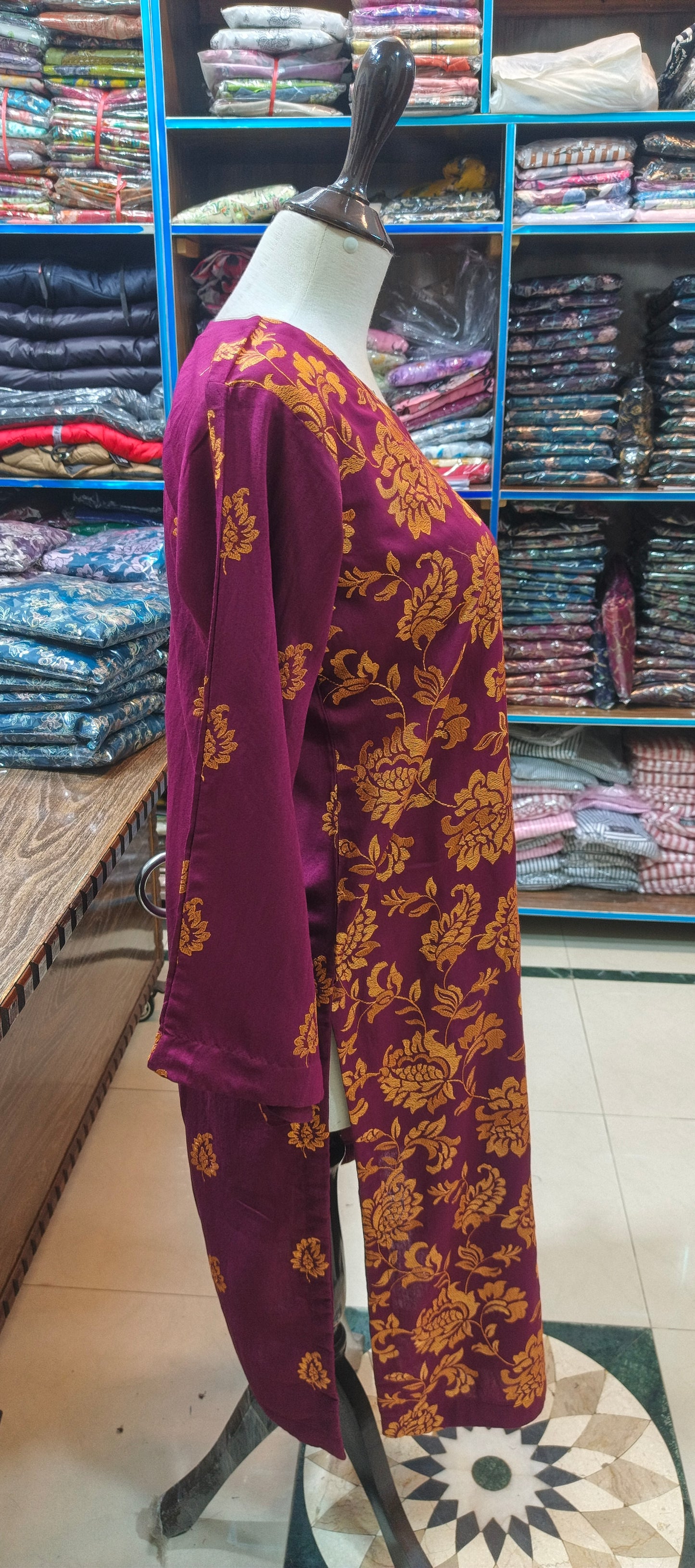 Karandi mid summer embroidered 2 pc mrnorng