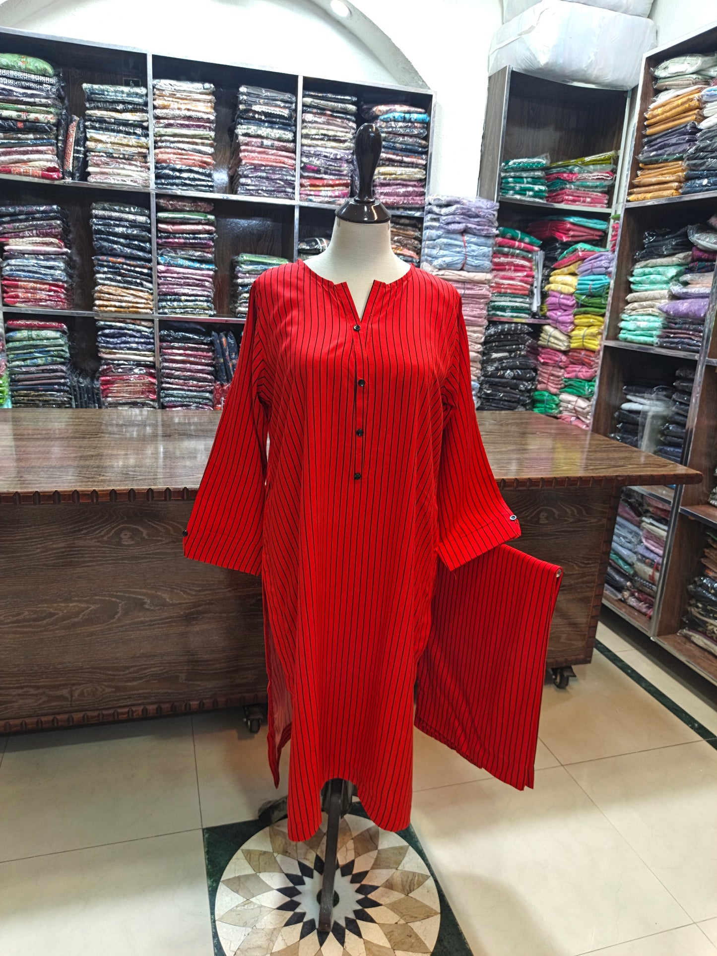 Linen stiched 2 pc suits red