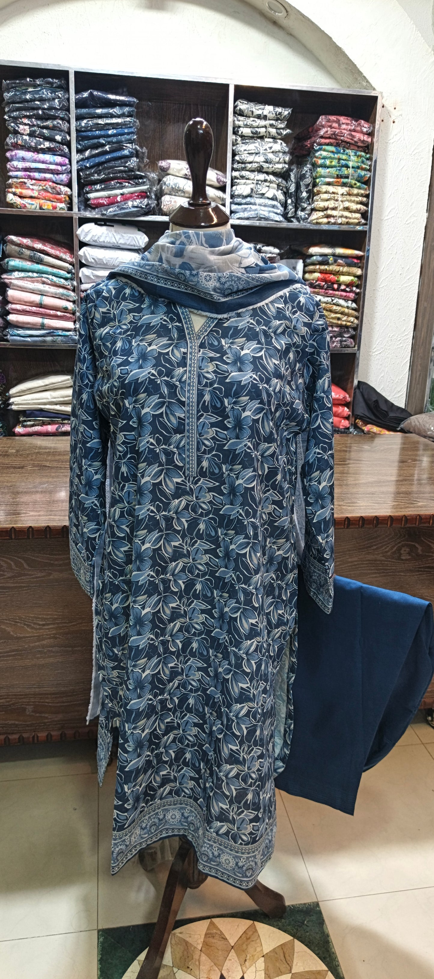 BIN Saeed khaddar shalwar kameez 3 pc