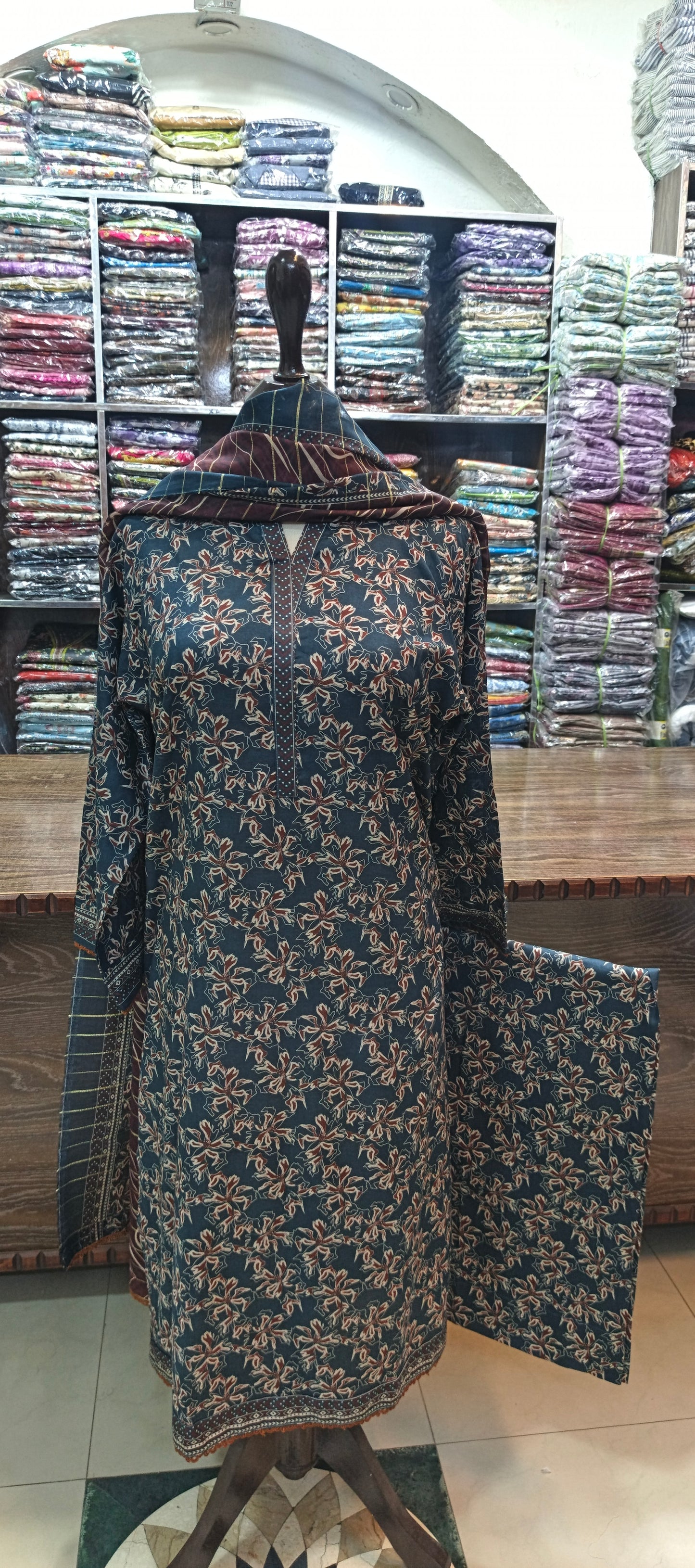 Bin saeed premium lawn stiched long shirt trouser 3 pc NZ2