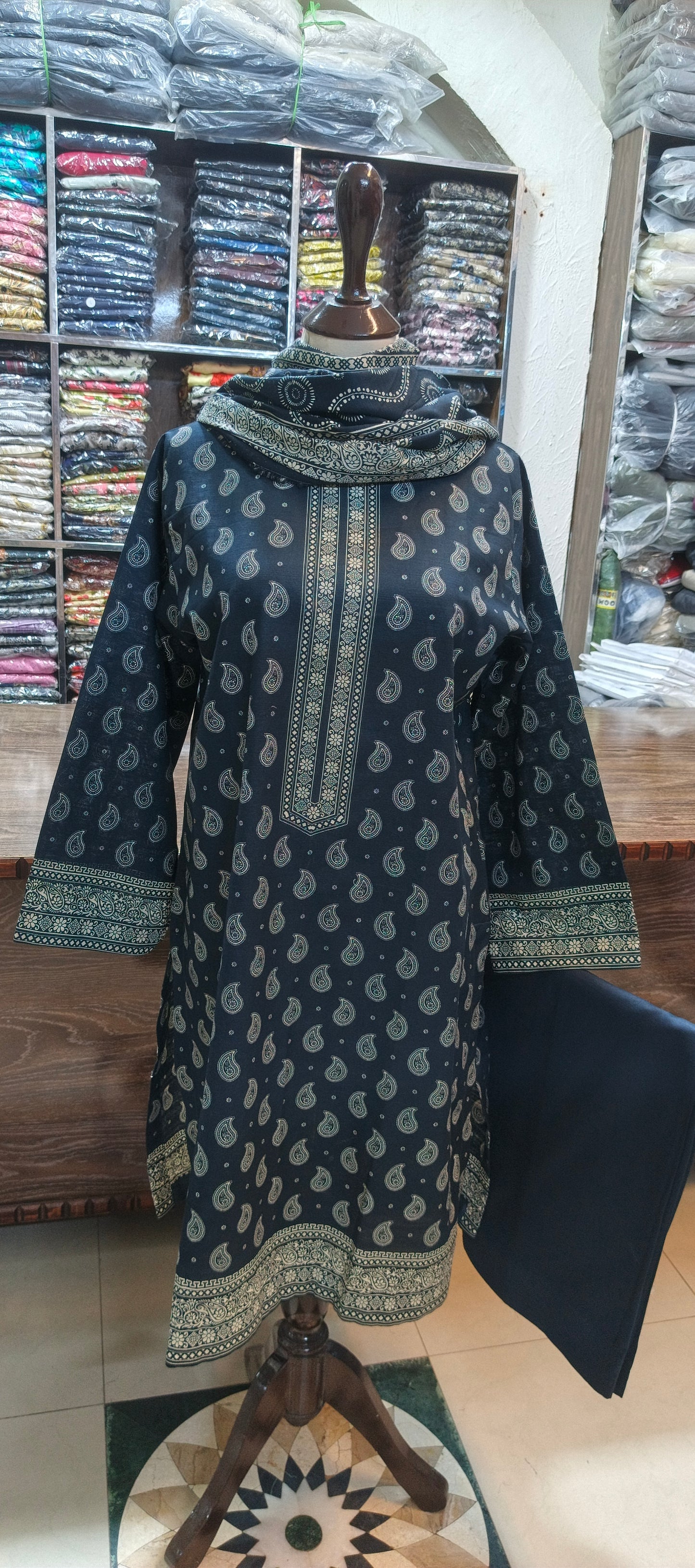 Bin saeed khaddar shalwar kameez 3 pc