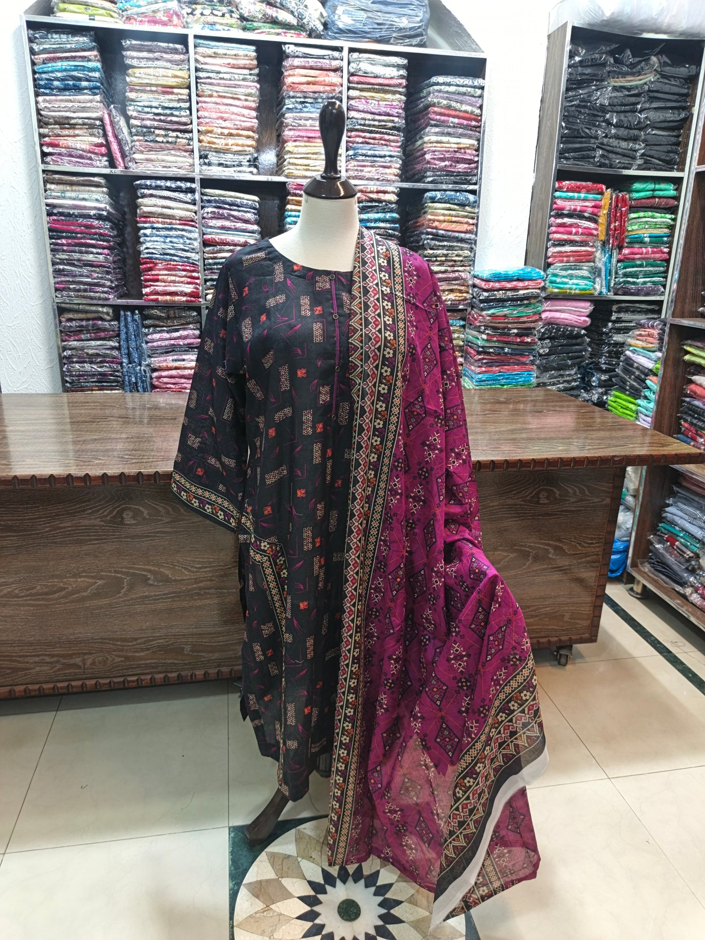Safina premium lawn stiched shalwar kameez 3 pc blkfls