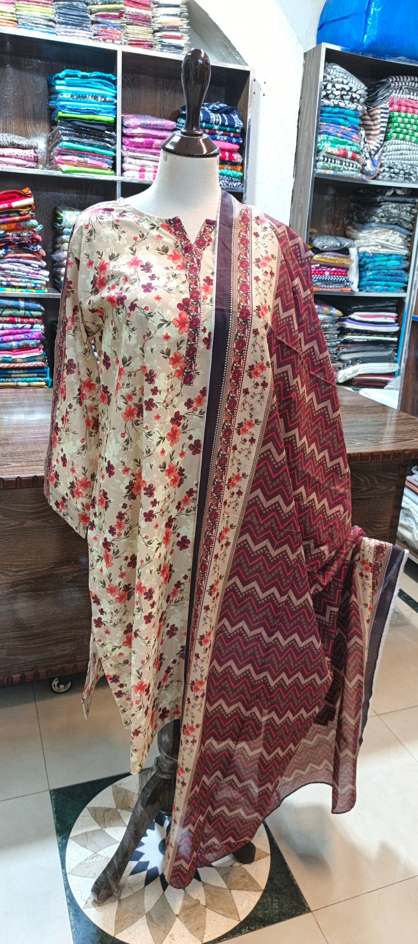 Bin saeed  farshi shalwar kameez pure lawn three pc