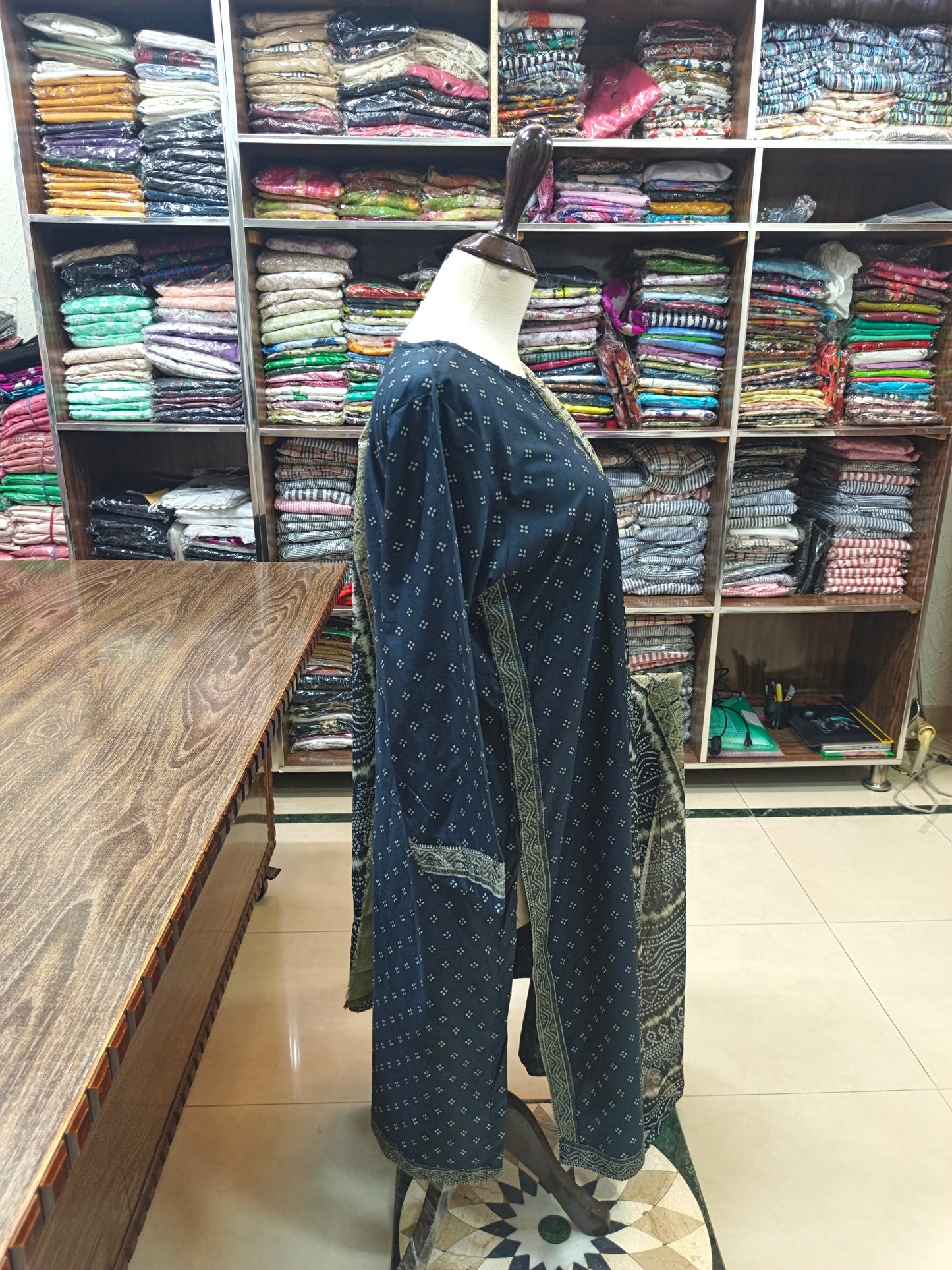 Binsaeed premium lawn stiched shirt trouser 3pc DrkN4